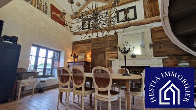 Maison - 270 m² - 8 pièces