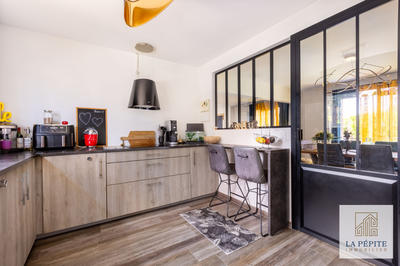 Maison - 173 m² - 9 pièces