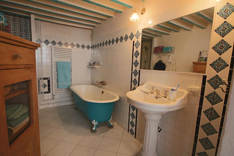 Maison - 180 m² - 7 pièces