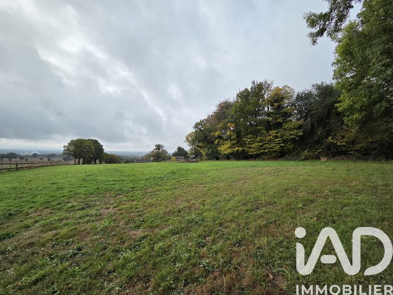 Maison - 204 m² - 7 pièces