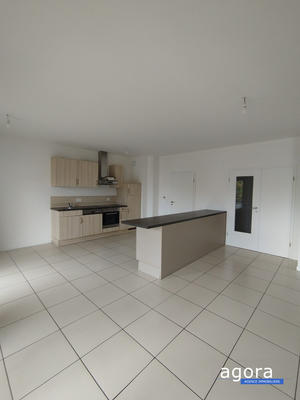 Appartement - 84 m² - 4 pièces