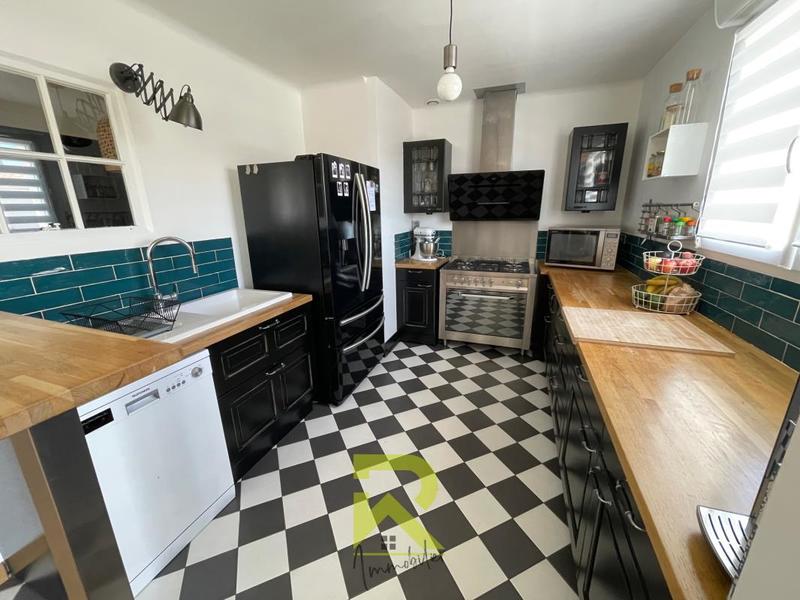 Maison - 160 m² - 7 pièces