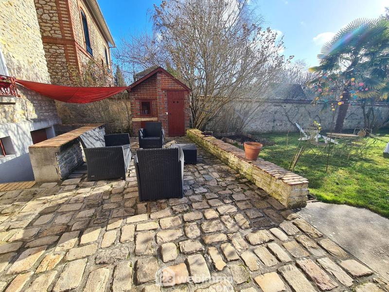 Maison - 160 m² - 6 pièces