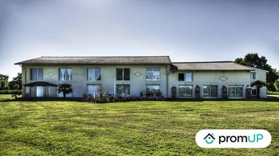 Maison contemporaine - 1 280 m² - 20 pièces