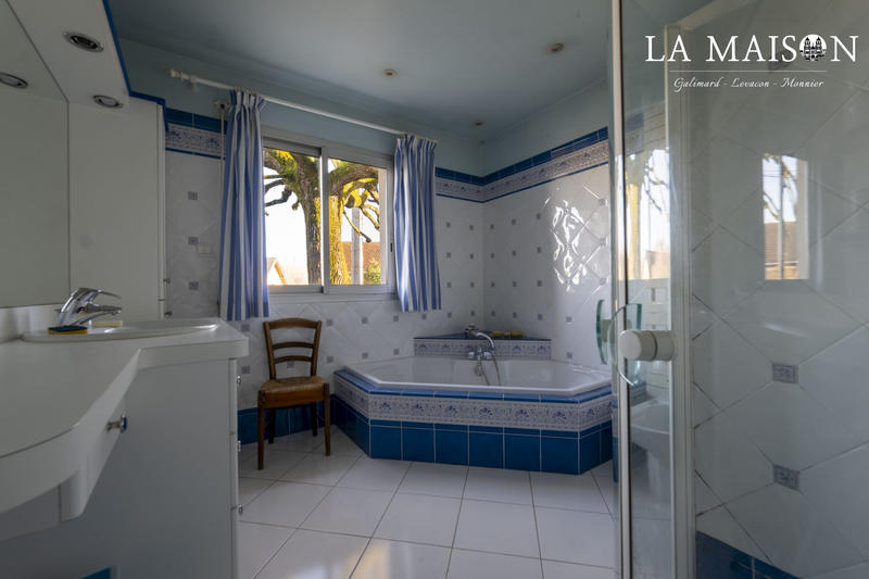 Maison ancienne - 130 m² - 6 pièces