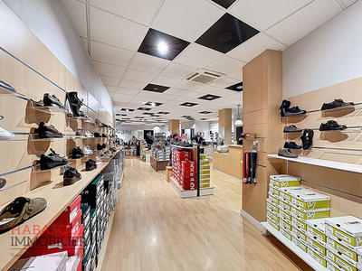 Local commercial - 278 m²