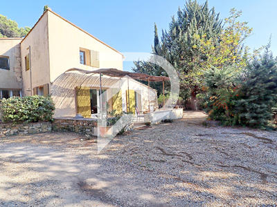 Villa - 183 m² - 12 pièces
