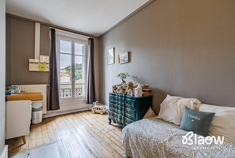 Appartement - 126 m² - 5 pièces
