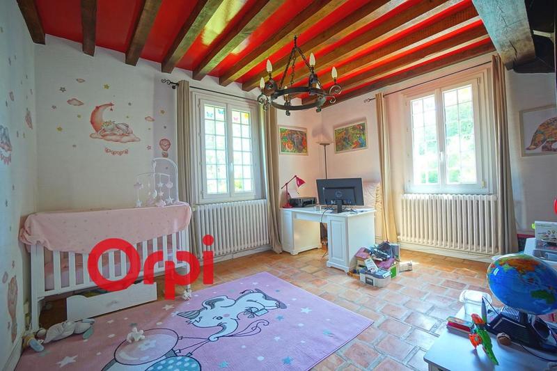 Maison - 225 m² - 8 pièces