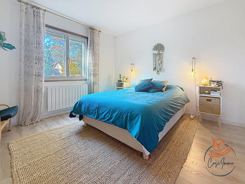 Maison - 180 m² - 6 pièces