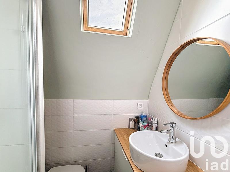 Maison - 210 m² - 8 pièces