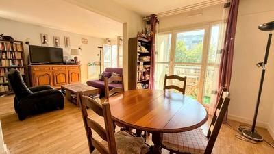 Appartement - 94 m² - 4 pièces