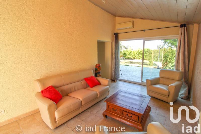 Maison - 230 m² - 9 pièces