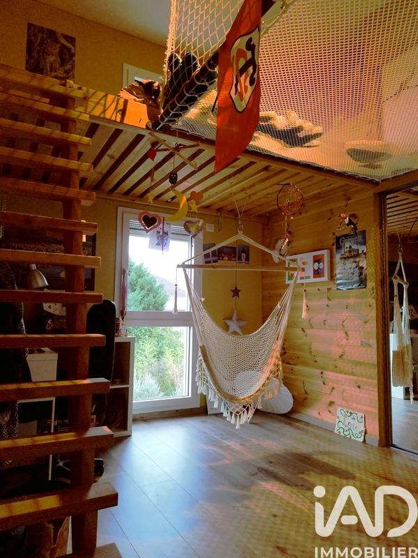 Maison - 155 m² - 6 pièces