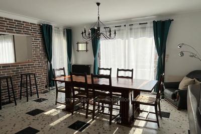 Villa - 134 m² - 6 pièces