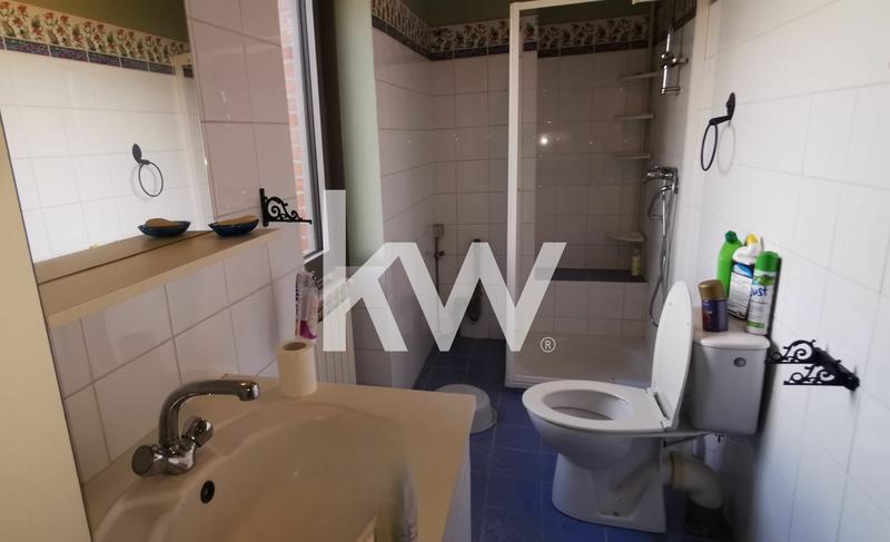 Corps de ferme - 250 m² - 11 pièces