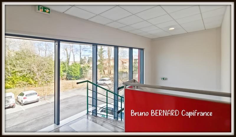 Immeuble - 900 m² - 5 pièces