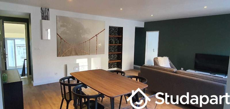 Chambre - 13 m² - 1 pièce