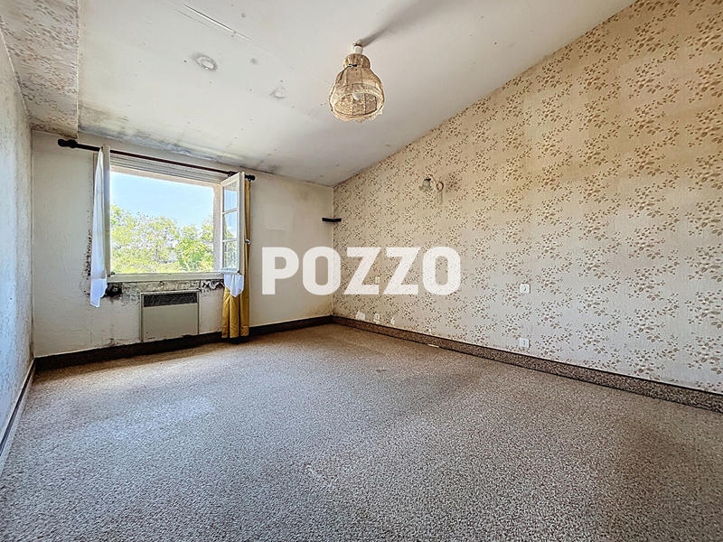 Maison - 160 m² - 7 pièces