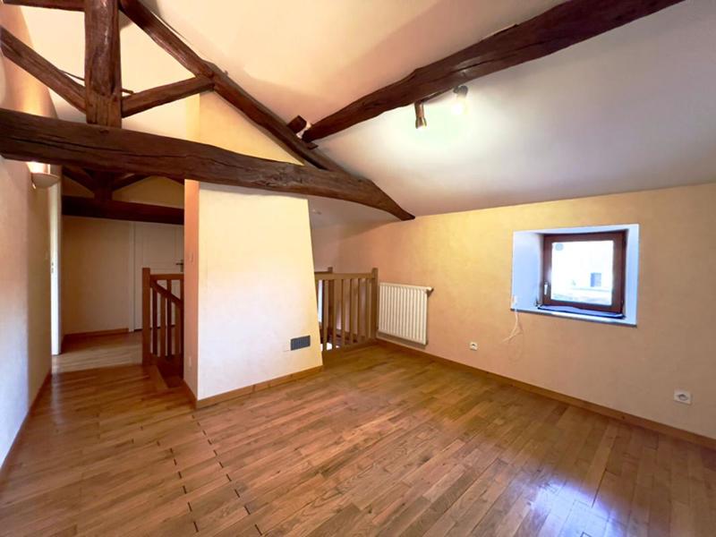 Maison - 230 m² - 7 pièces