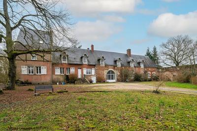 Demeure - 476 m² - 14 pièces