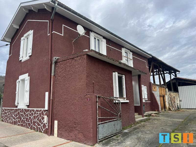 Maison - 102 m² - 6 pièces