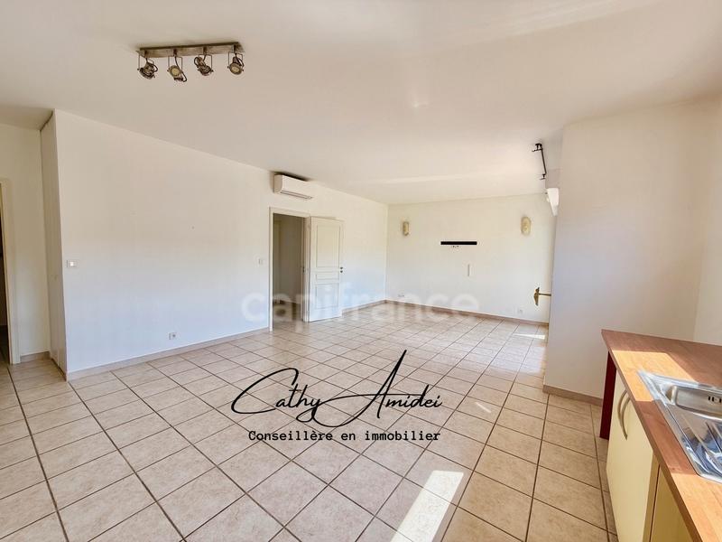 Appartement - 71 m² - 3 pièces