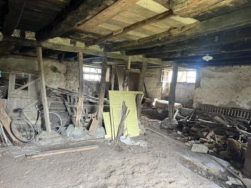 Maison - 307 m² - 5 pièces