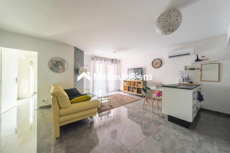 Appartement - 60 m² - 3 pièces