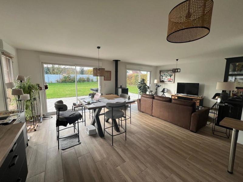 Maison - 108 m² - 4 pièces