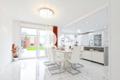 Maison - 134 m² - 5 pièces