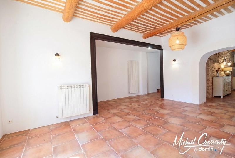 Maison - 180 m² - 7 pièces