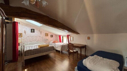 Maison - 267 m² - 10 pièces