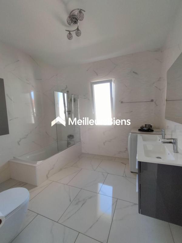 Maison - 125 m² - 5 pièces