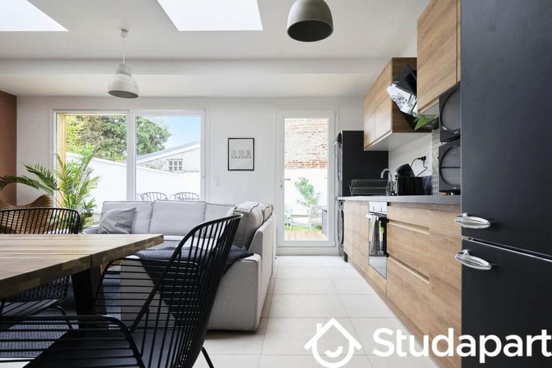 Chambre - 13 m² - 1 pièce