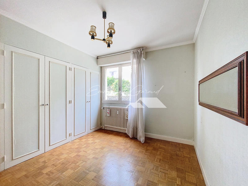 Appartement - 86 m² - 4 pièces