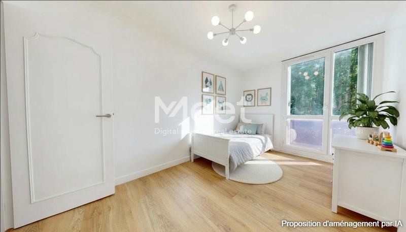 Appartement - 104 m² - 5 pièces