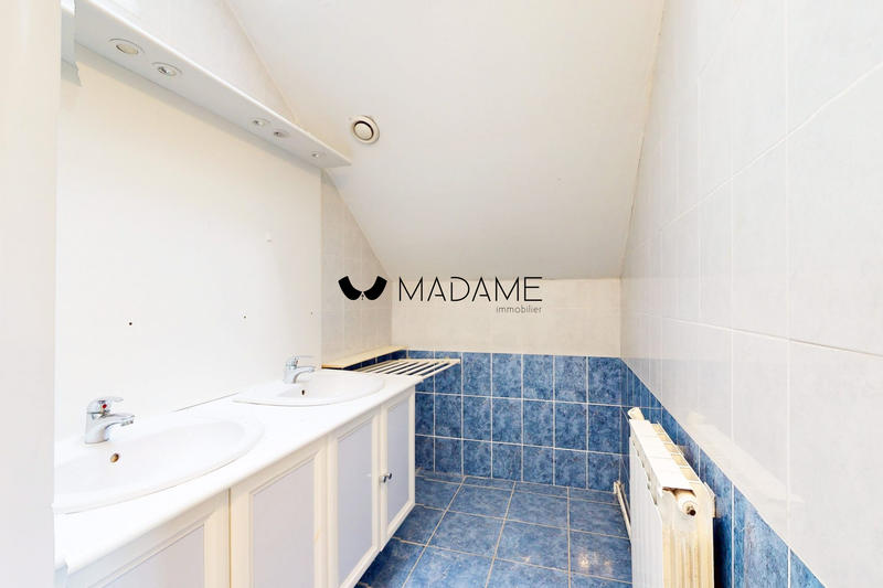 Maison - 123 m² - 5 pièces