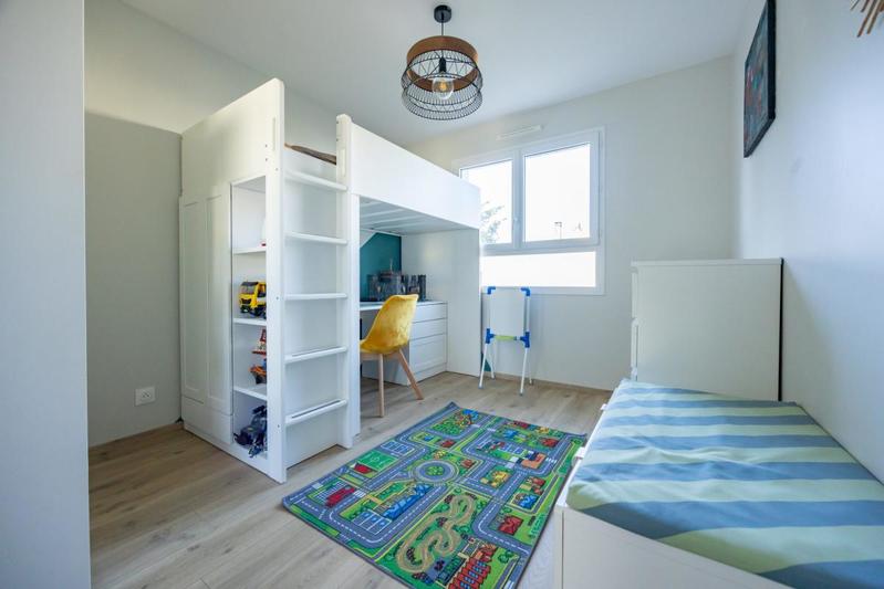 Maison - 95 m² - 5 pièces