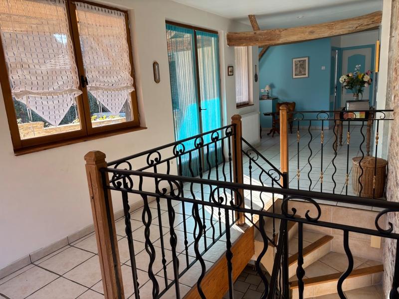 Maison - 200 m² - 6 pièces