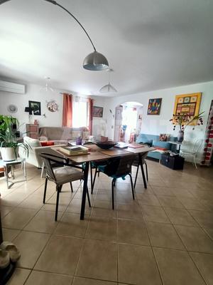 Maison traditionnelle - 110 m² - 4 pièces