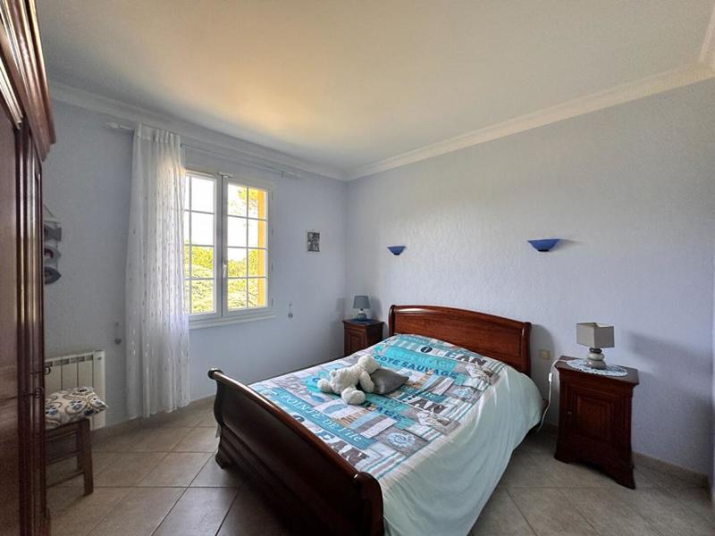 Maison - 180 m² - 6 pièces