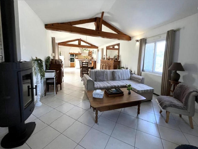 Maison - 150 m² - 4 pièces