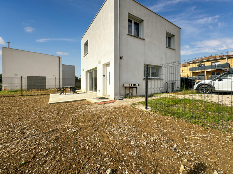 Maison - 84 m² - 4 pièces