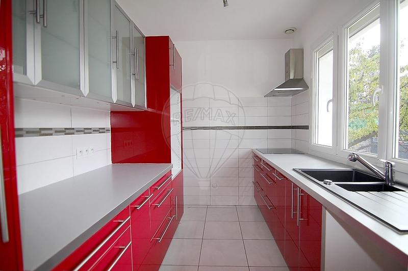 Maison - 130 m² - 8 pièces