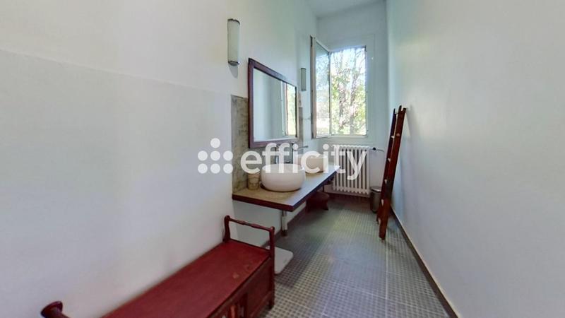 Maison - 200 m² - 6 pièces