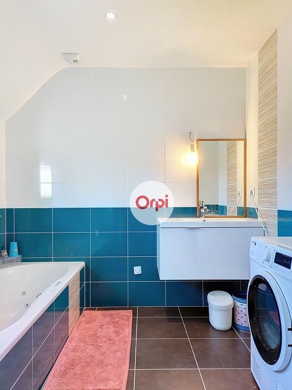 Maison - 150 m² - 4 pièces