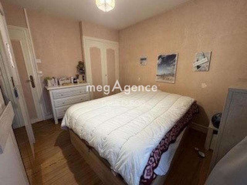 Maison traditionnelle - 97 m² - 5 pièces