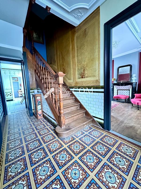 Maison - 168 m² - 6 pièces