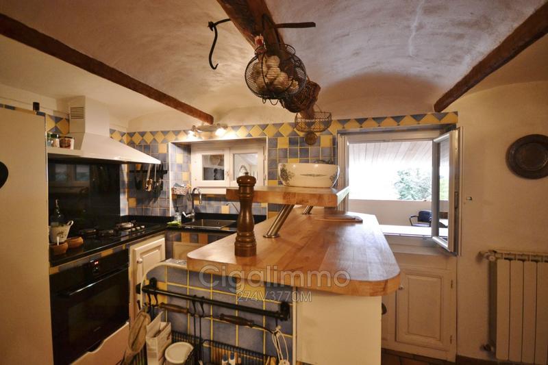 Maison en pierre - 279 m² - 11 pièces